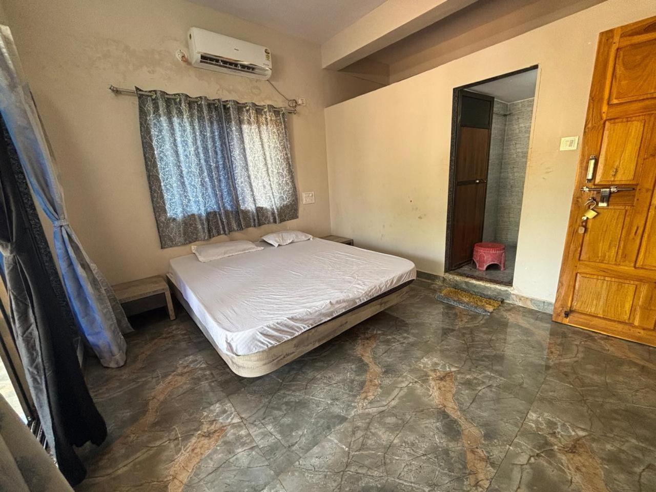 Shobhnath Home Stay Harnai Pokoj fotografie